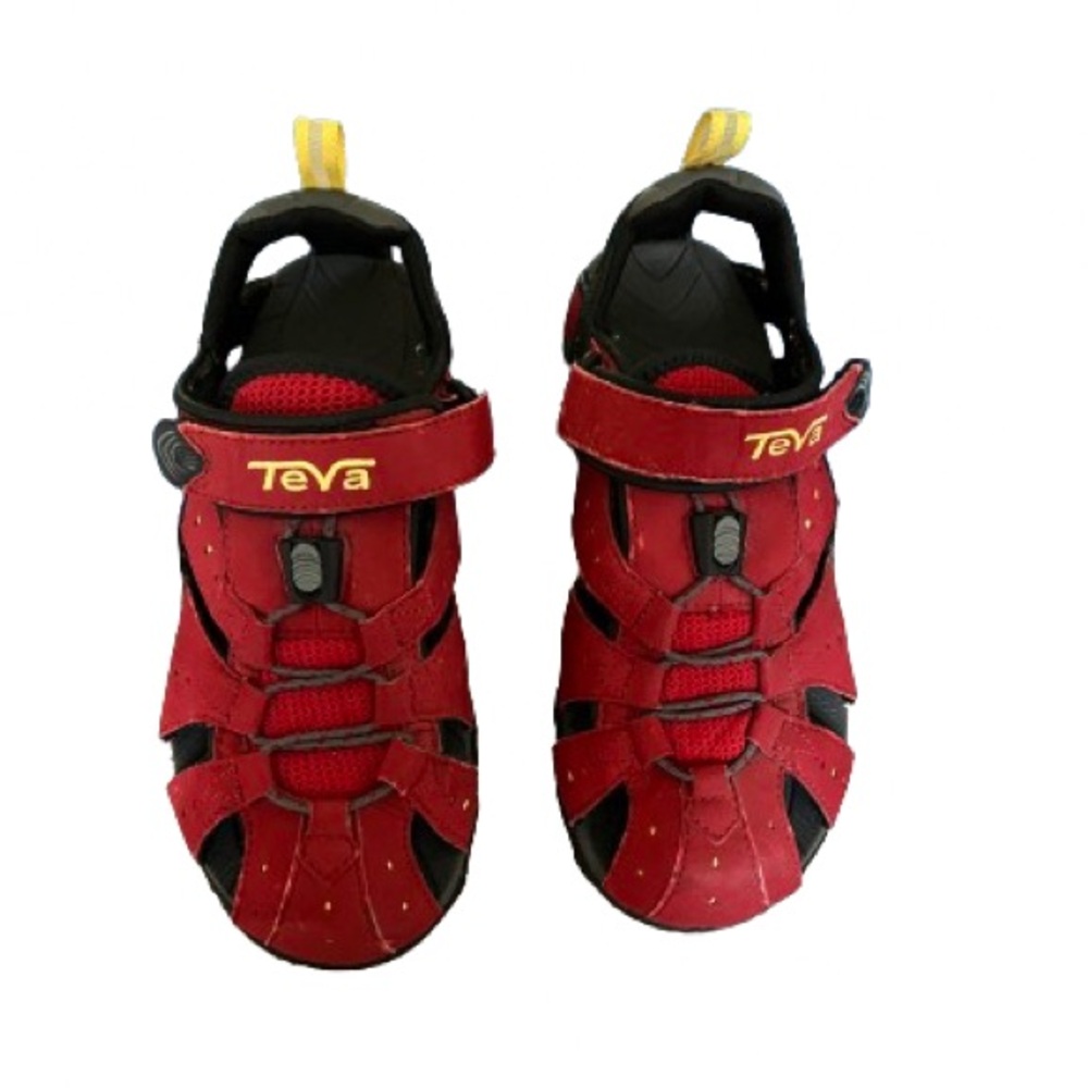 Teva Closed Toe Outdoor Red Hike Barefoot Sports Sandals Size 6